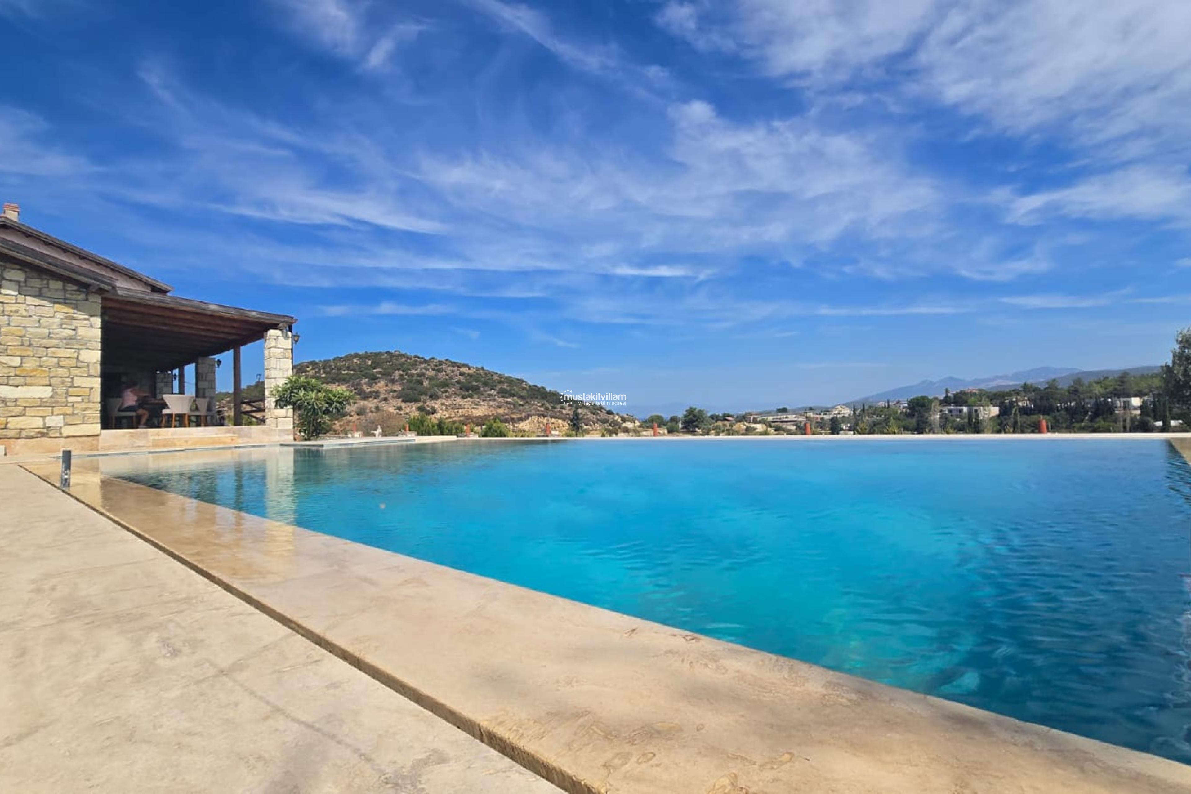 urla-izmir-kiralik-villa-aura005_4869.jpeg