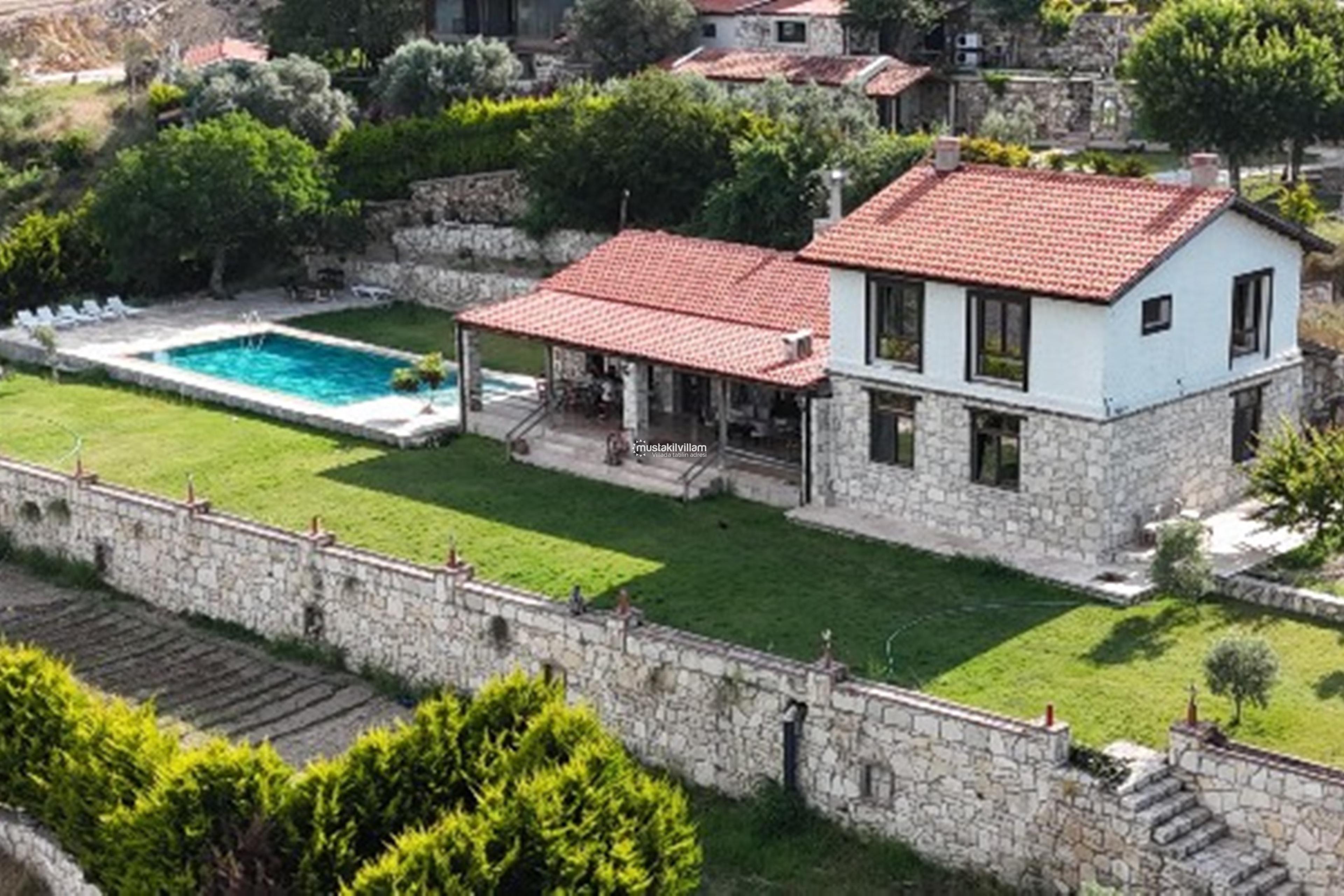 urla-izmir-kiralik-villa-aura020_9610.jpeg