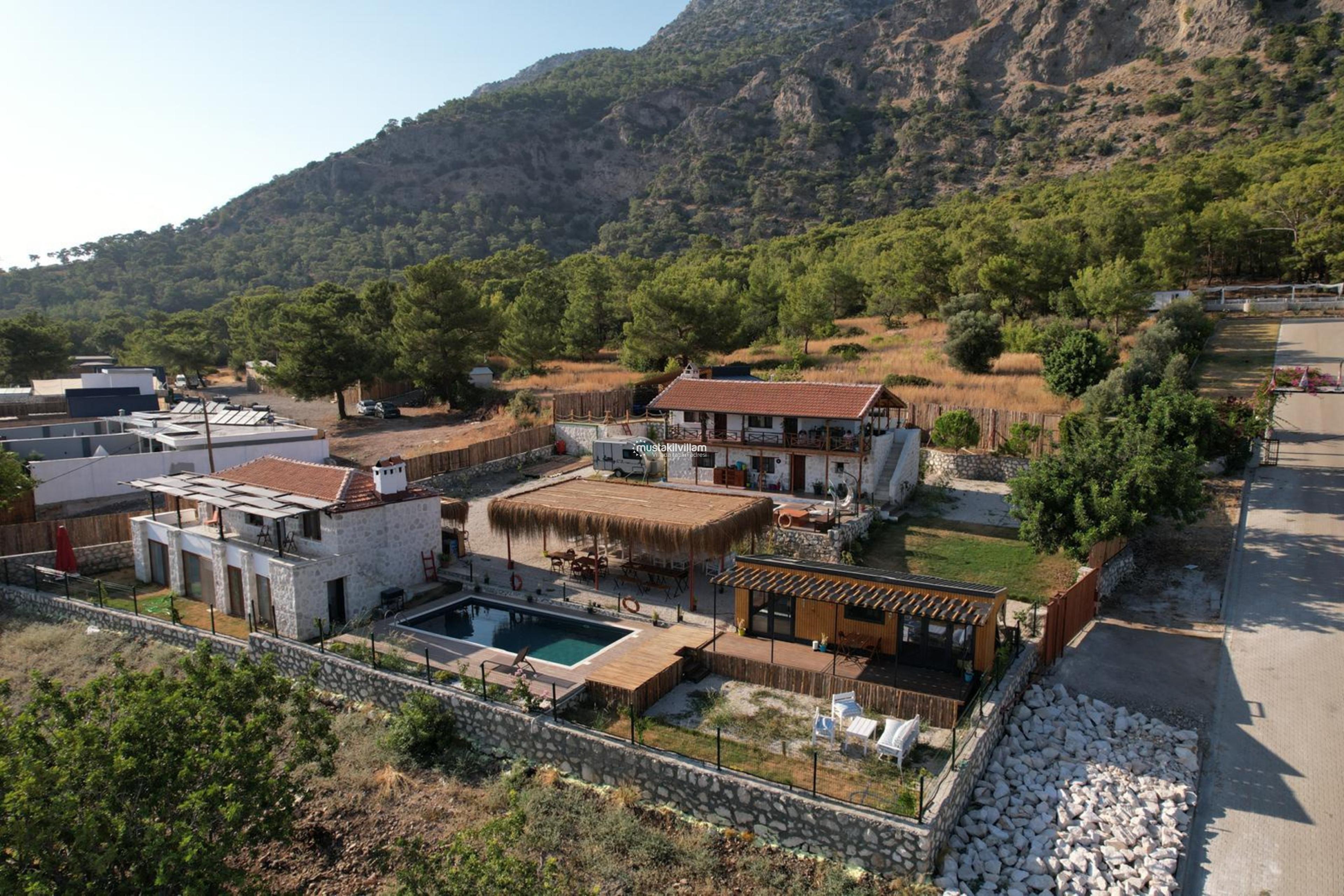 karadere-seydikemer-kiralik-villa-birtan001_1842.jpeg