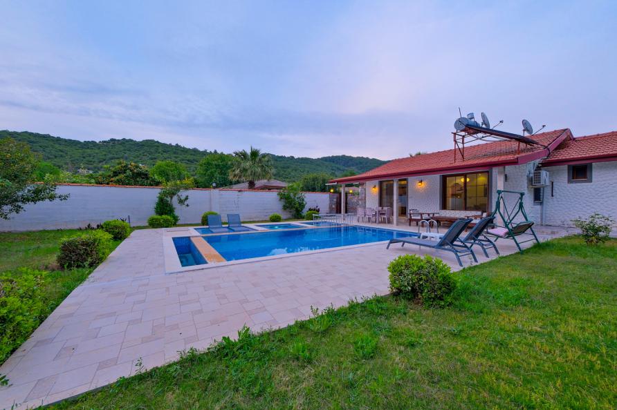 kayakoy-fethiye-kiralik-villaozel-havuzlu-ihlamur002_504.jpg